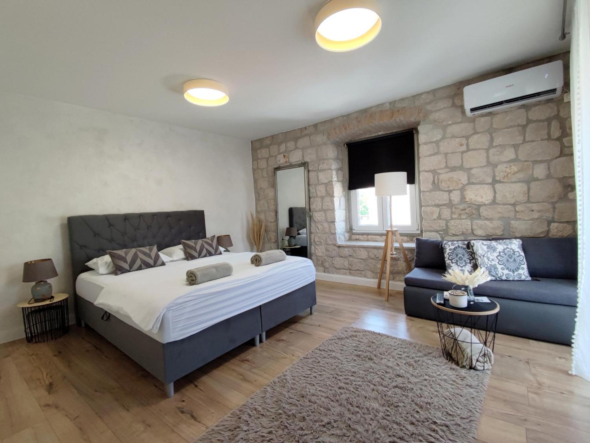 Guest House Exalto Trogir Exteriör bild