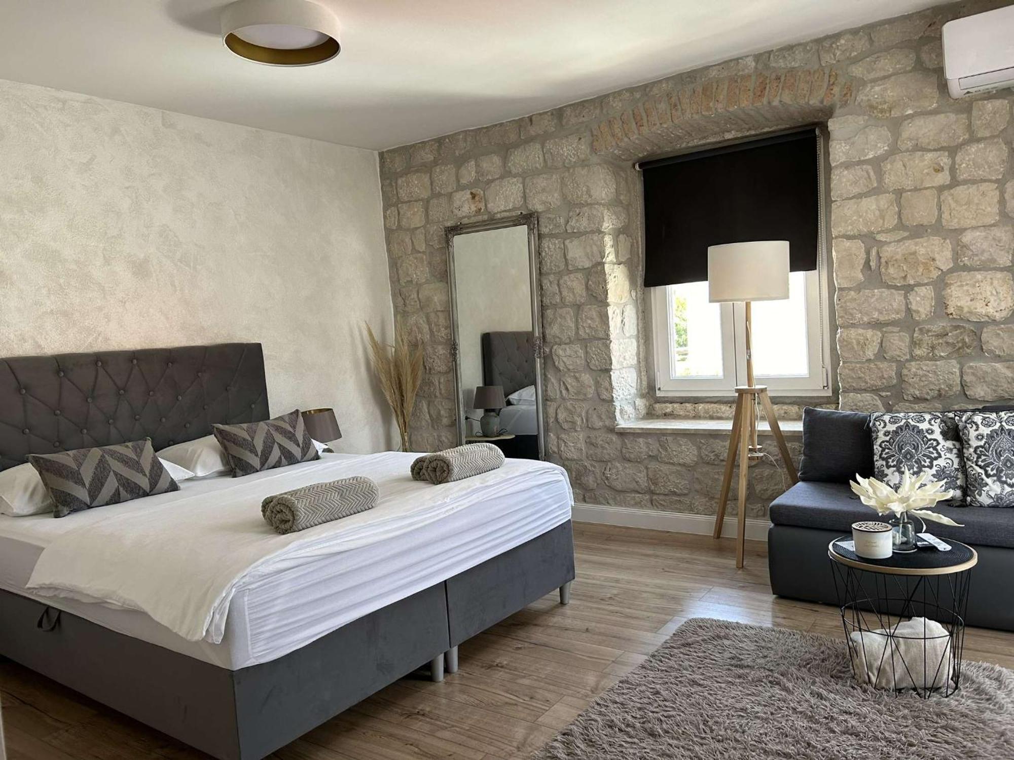 Guest House Exalto Trogir Exteriör bild