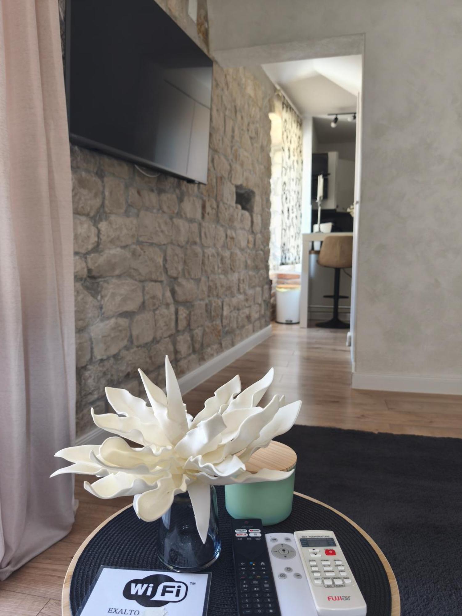 Guest House Exalto Trogir Exteriör bild